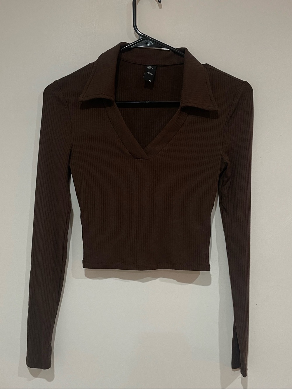Long Sleeve V-Neck Pholo Shirt